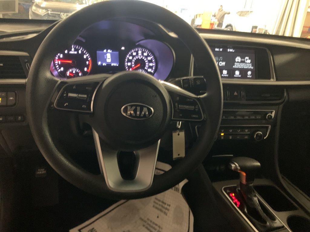 Used 2020 Kia Optima LX image 14