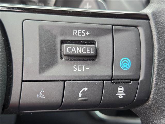 Used 2023 Nissan Rogue SV FWD image 14