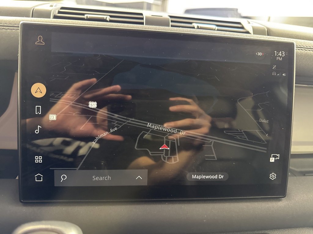 Used 2023 Land Rover Defender 130 S image 29