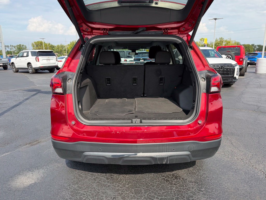 Used 2023 Chevrolet Equinox LT FWD image 7