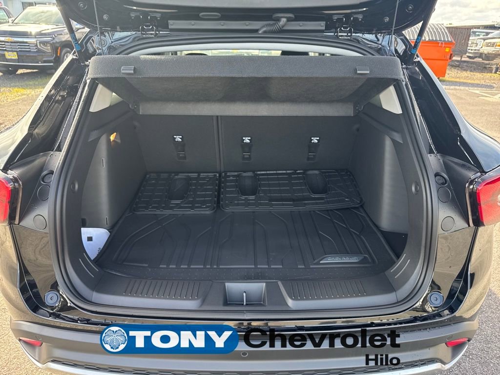 New 2026 Chevrolet Trax LT w/ Driver Confidence Package FWD image 17