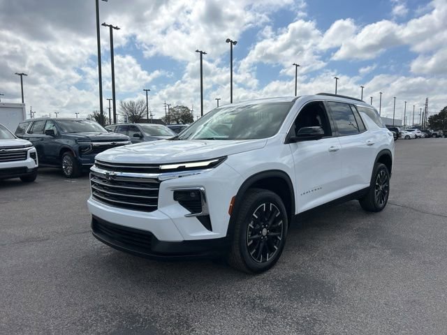 New 2026 Chevrolet Traverse LT w/ Sun and Wheel Package image 7