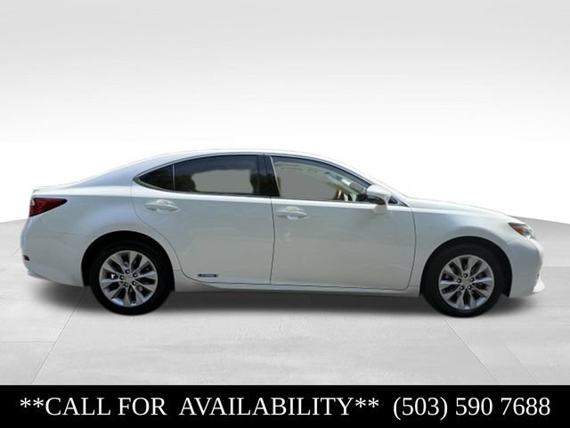 Used 2013 Lexus ES 300h w/ Luxury Pkg FWD image 6