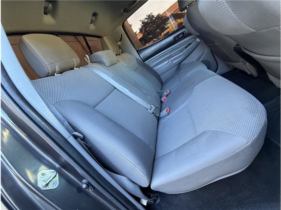 Used 2015 Toyota Tacoma PreRunner w/ TRD Sport Package RWD image 13