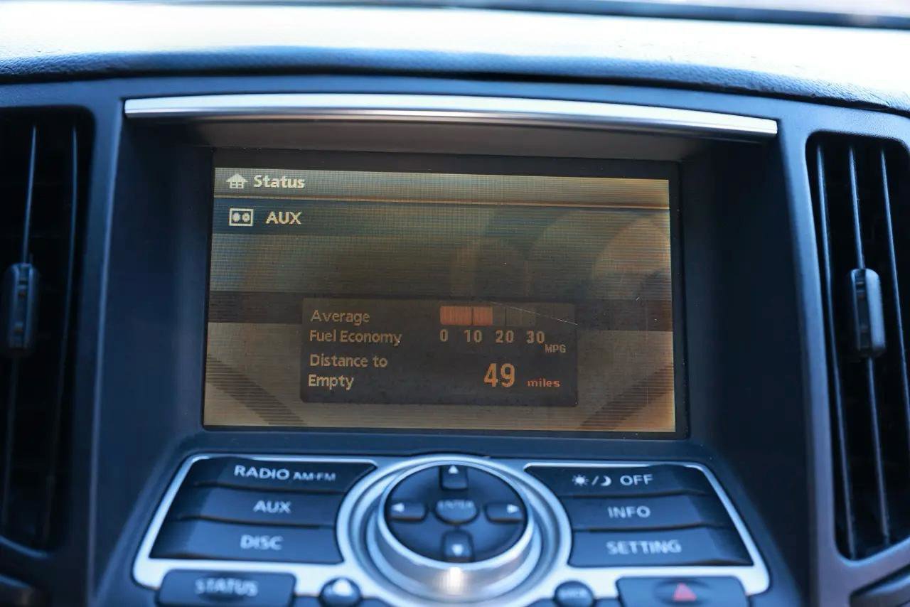 Used 2009 INFINITI G37 Journey w/ Premium Pkg image 31