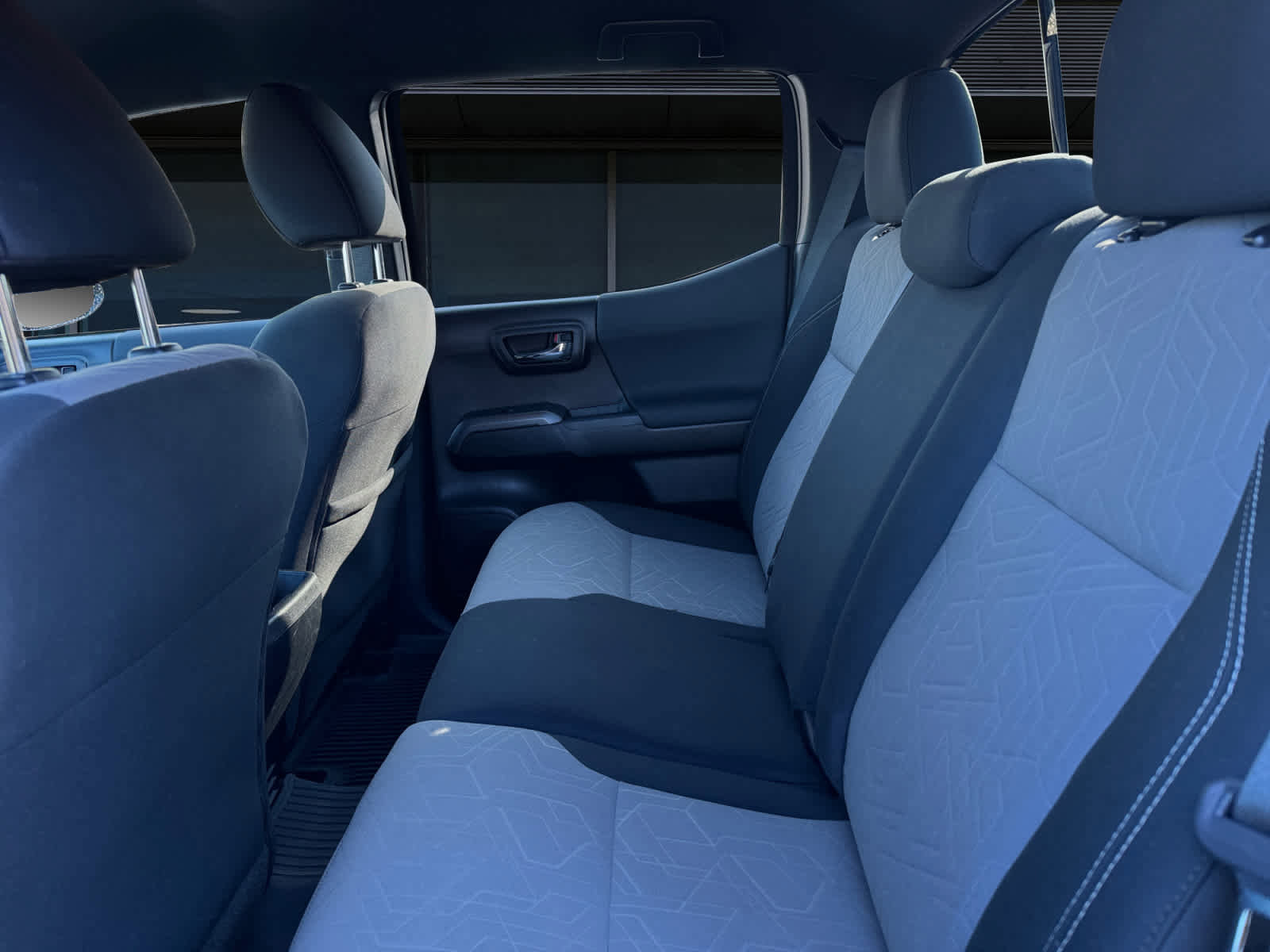 Used 2023 Toyota Tacoma TRD Off-Road w/ Advanced Technology Package image 13