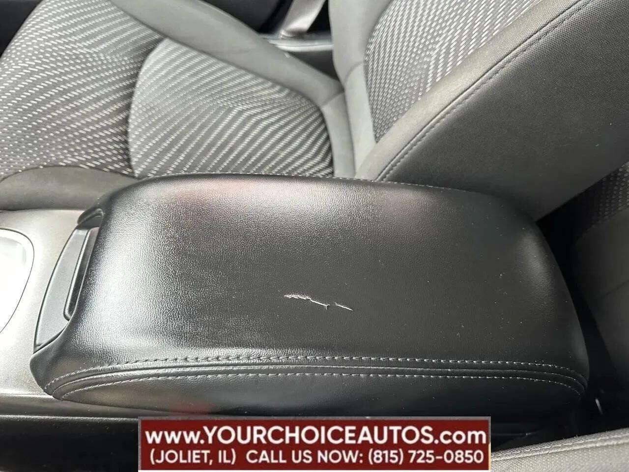 Used 2020 Dodge Journey SE FWD image 15