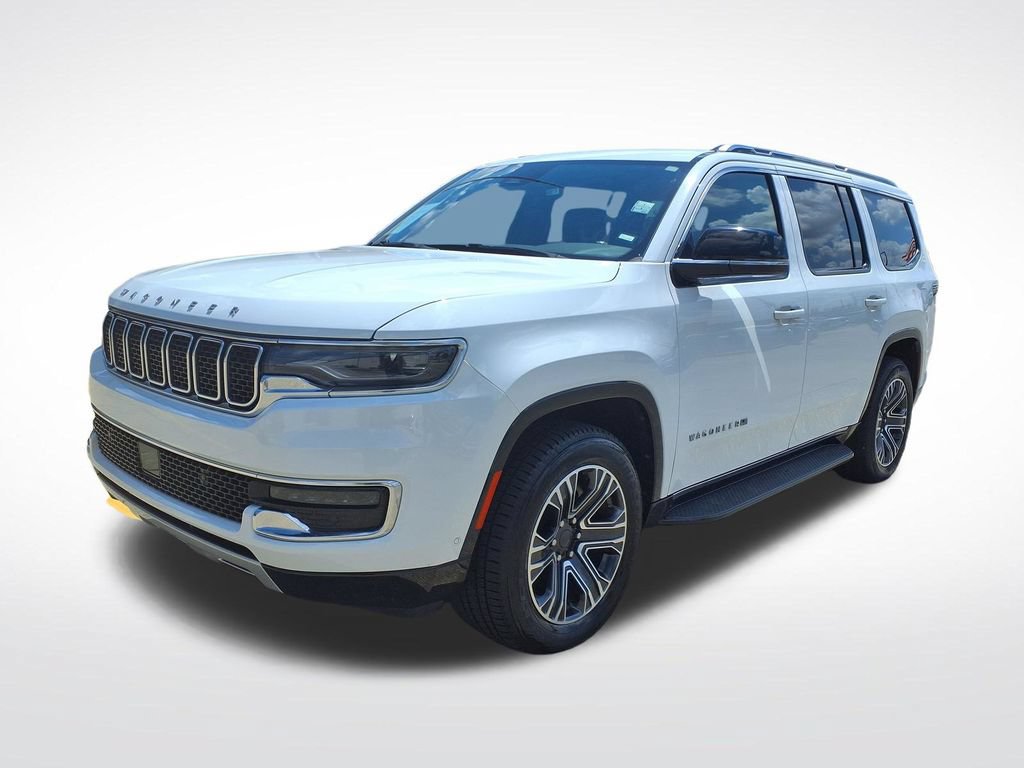 Used 2024 Jeep Wagoneer Series II w/ Flexible Seating Group RWD image 3