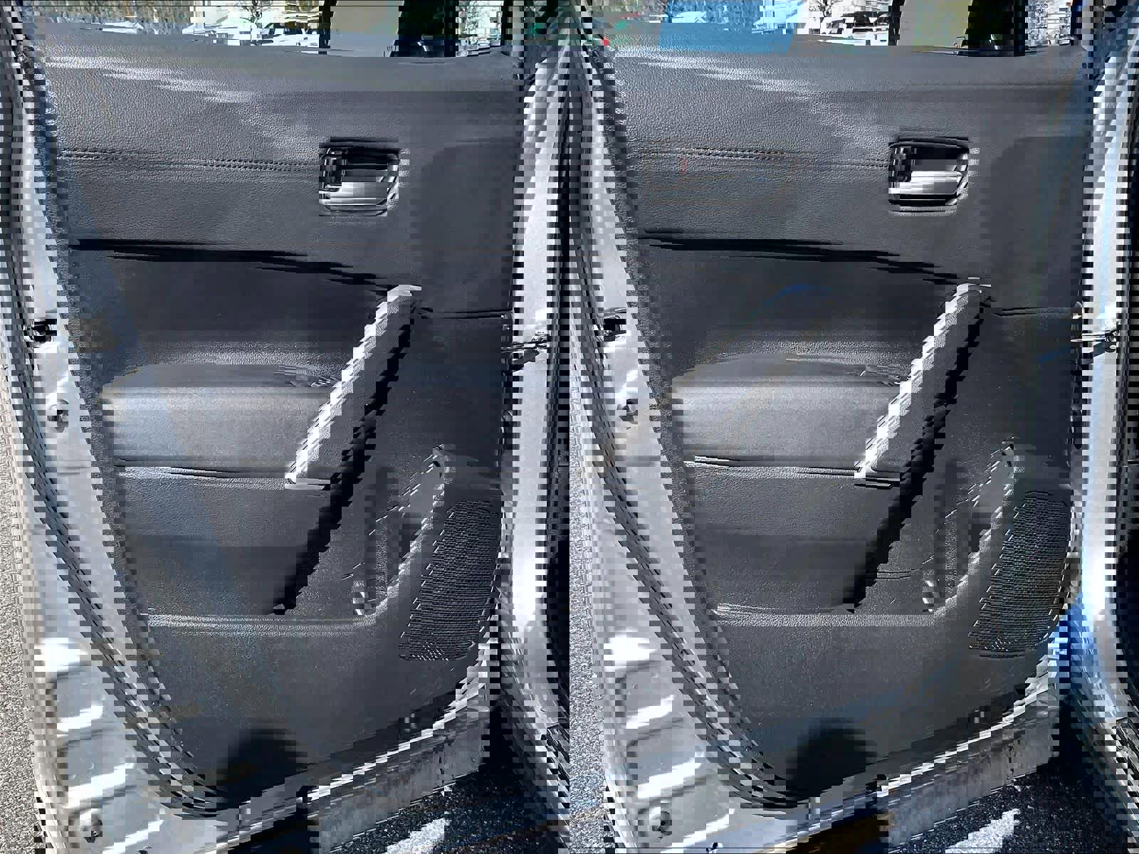 Used 2023 Toyota Corolla Cross XSE w/ Convenience Package image 9