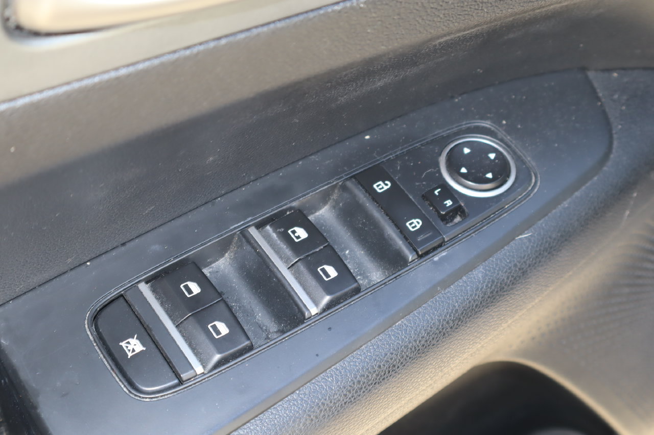 Used 2019 Kia Forte LXS FWD image 19