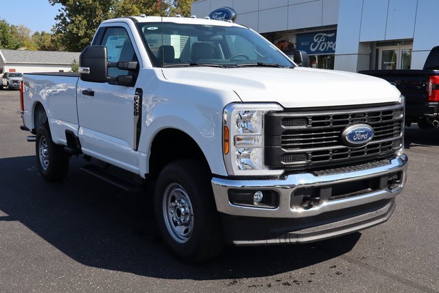 New 2026 Ford F250 XL w/ XL Chrome Package image 2