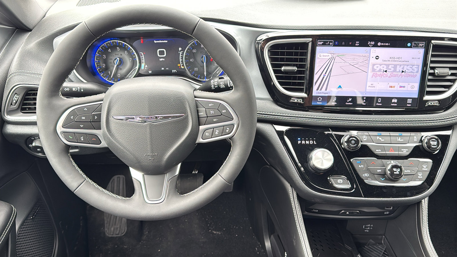 New 2026 Chrysler Pacifica Limited FWD image 19