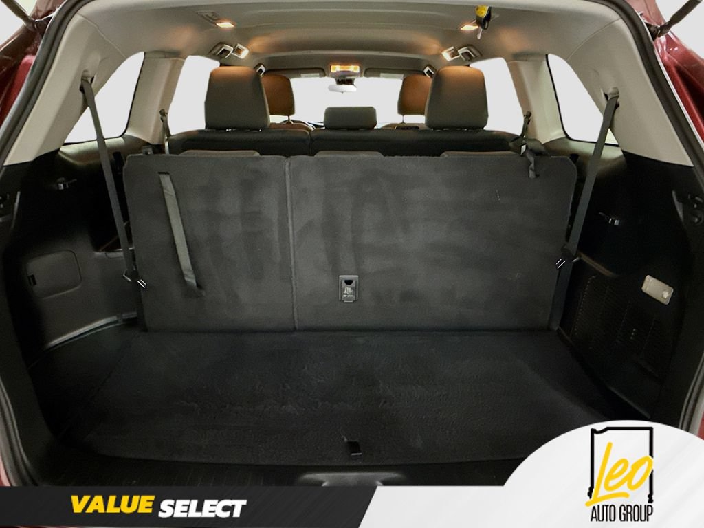 Used 2019 Toyota Highlander LE FWD image 26