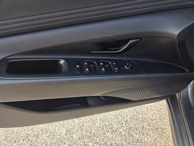 Used 2025 Hyundai Elantra Sport image 7