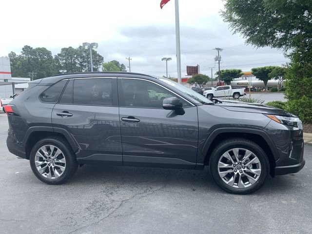 Used 2025 Toyota RAV4 XLE Premium w/ Weather Package FWD image 9