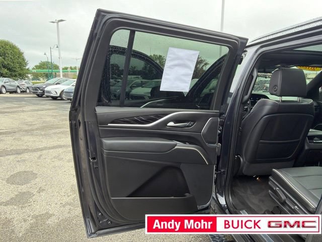 Used 2023 Cadillac Escalade ESV Sport AWD/4WD image 26