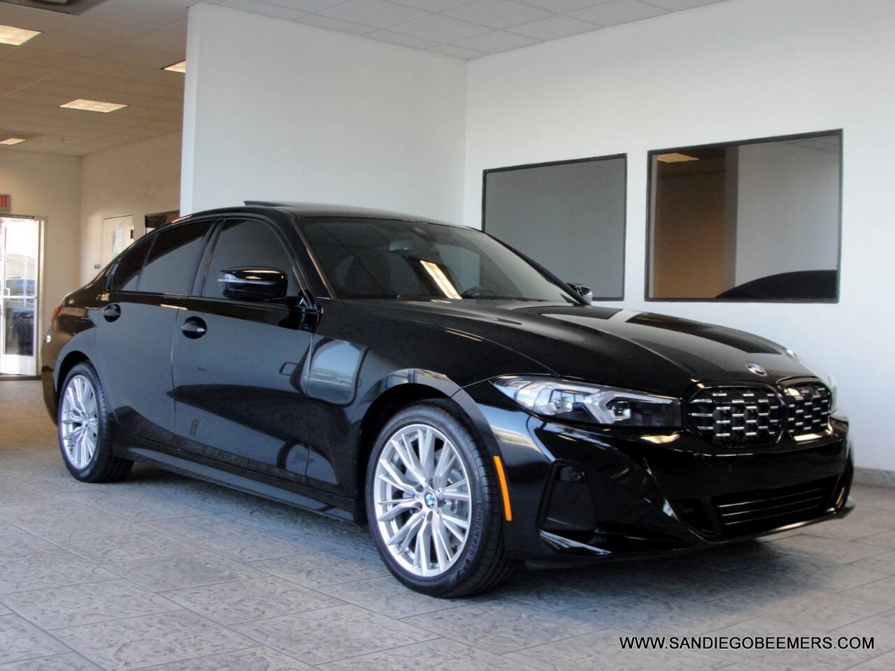 Used 2023 BMW 330i Sedan w/ Premium Package RWD image 10