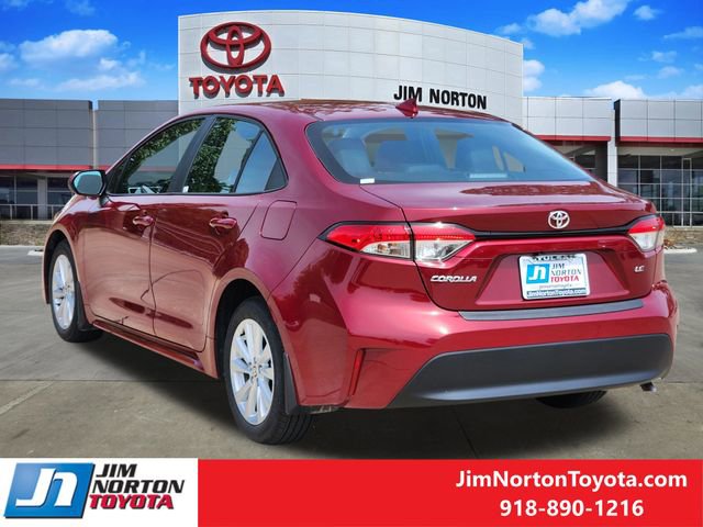 Used 2025 Toyota Corolla LE w/ LE Premium Package FWD image 8