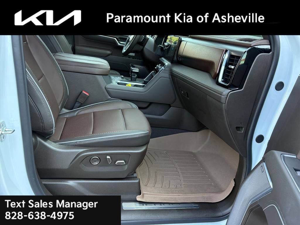Used 2026 GMC Sierra 1500 Denali AWD/4WD image 18
