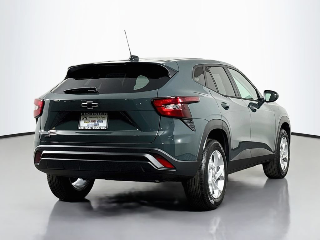 New 2026 Chevrolet Trax LS w/ LS Convenience Package FWD image 7