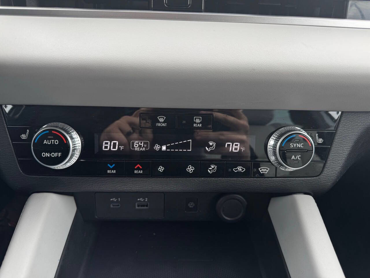 Used 2023 Mitsubishi Outlander SEL image 28