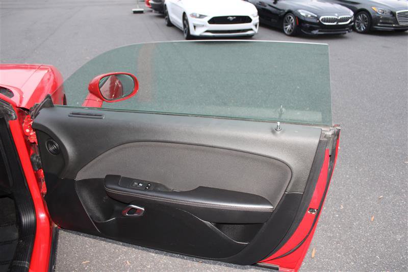 Used 2019 Dodge Challenger GT image 11