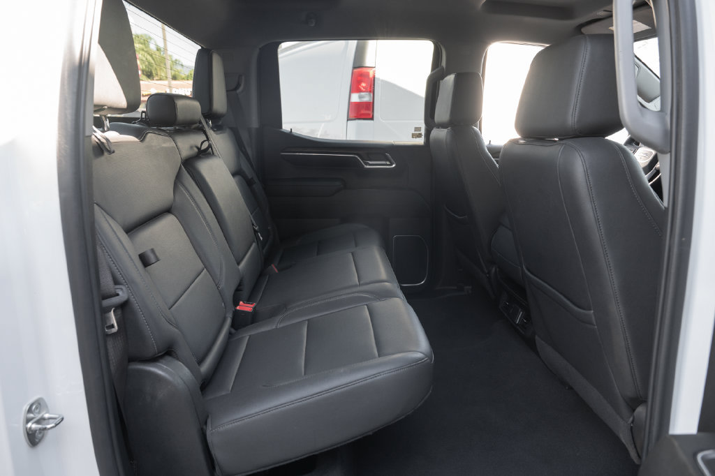 Used 2024 GMC Sierra 1500 SLT AWD/4WD image 40