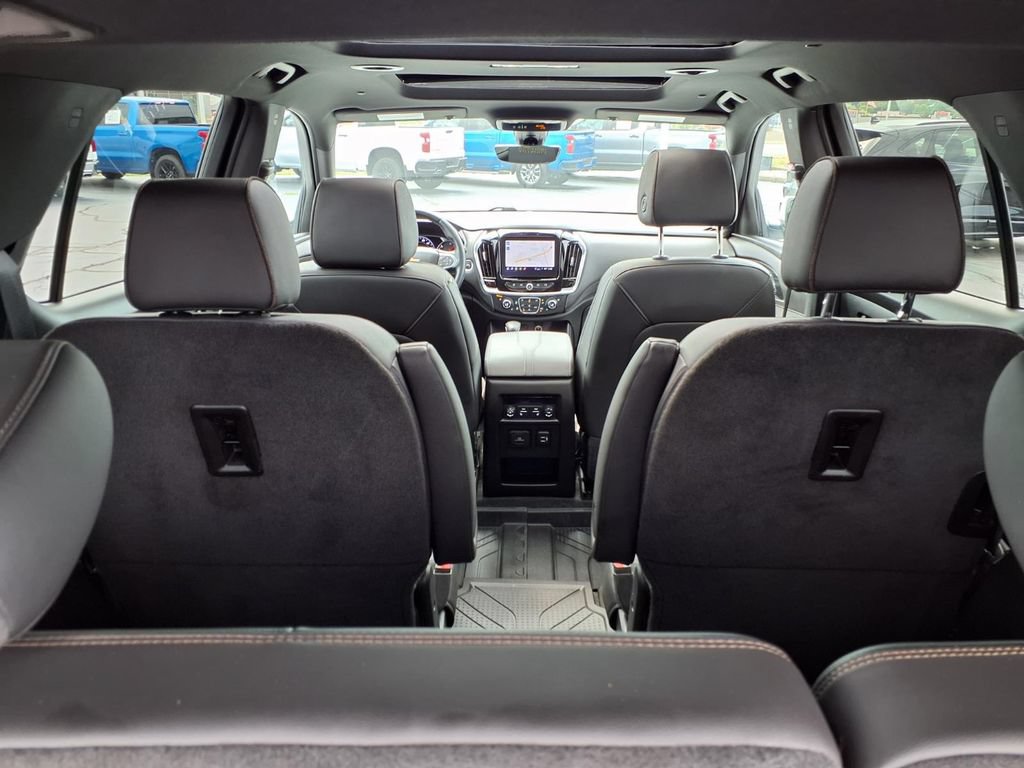 Used 2023 Chevrolet Traverse High Country w/ LPO, Floor Liner Package FWD image 34