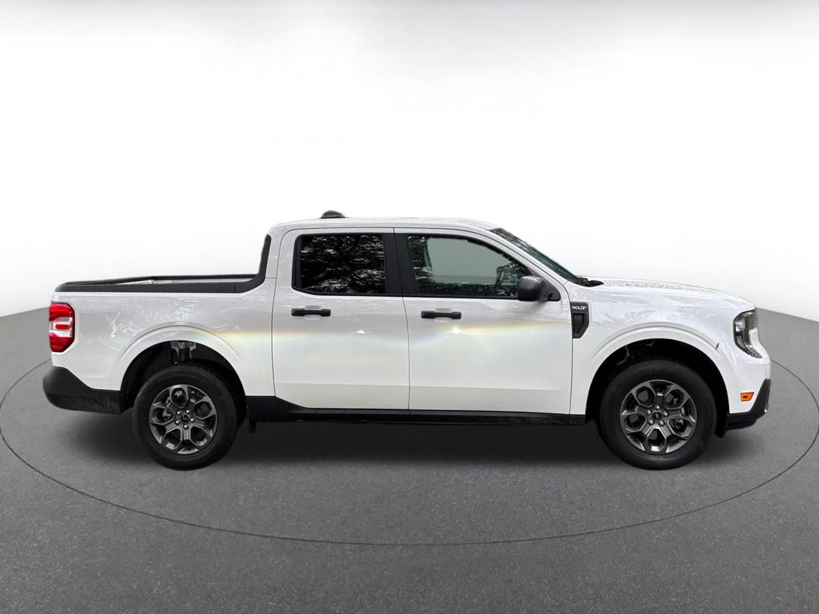 Used 2026 Ford Maverick XLT FWD image 9