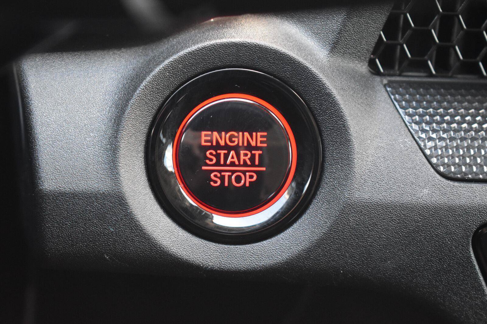 Used 2025 Honda CR-V EX image 9