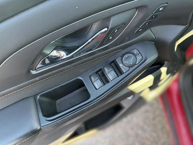 Certified 2021 Chevrolet Traverse Premier w/ LPO, Floor Liner Package image 39