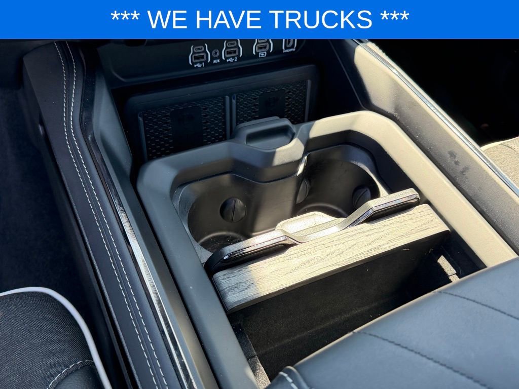 Used 2026 RAM 1500 Limited w/ Body Color Bumper Group AWD/4WD image 25