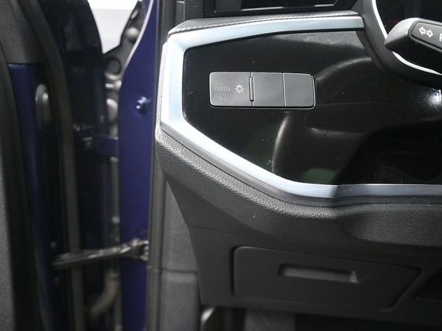 Used 2020 Audi Q3 2.0T Premium image 20