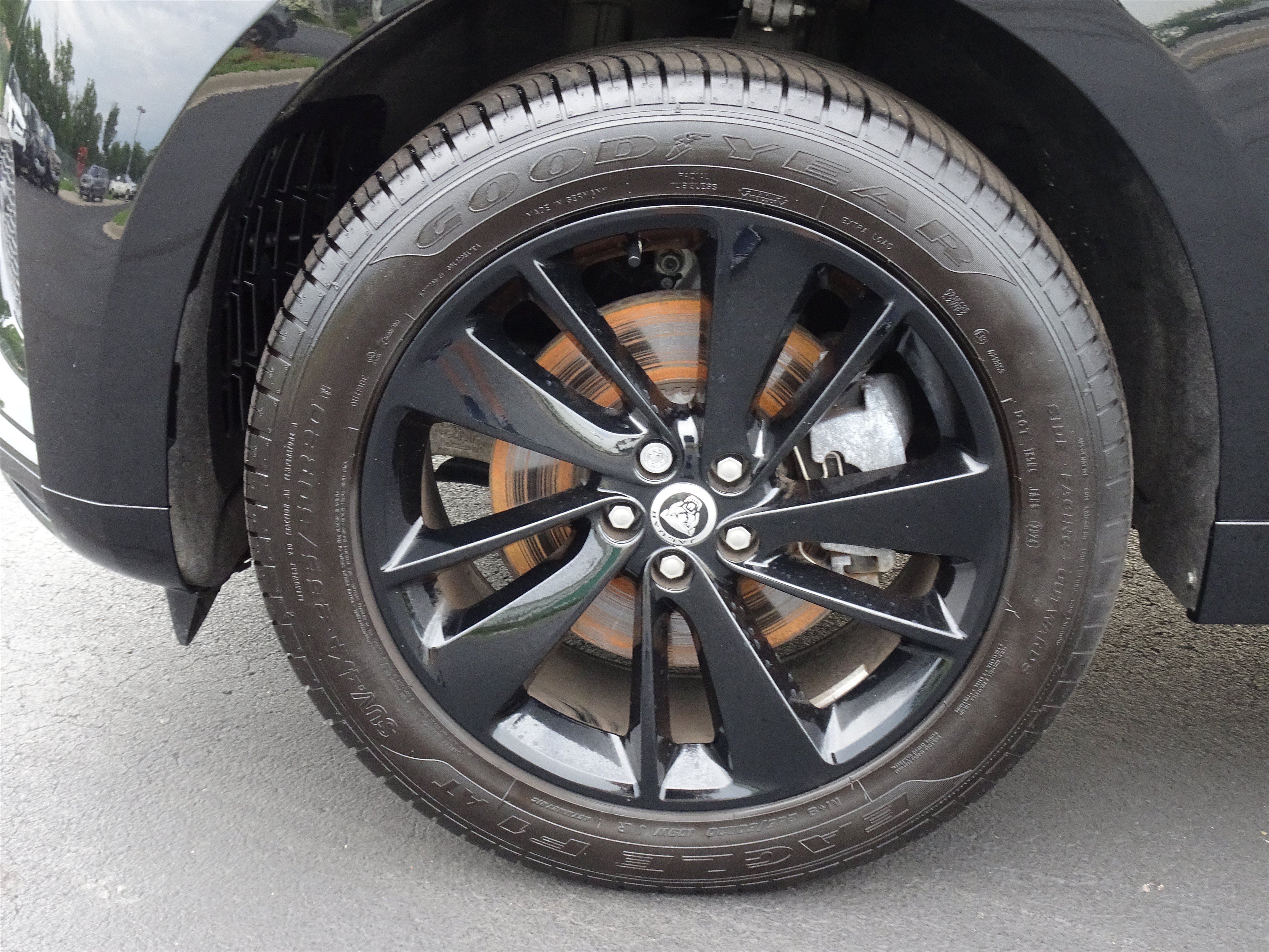 New 2025 Jaguar F-PACE R-Dynamic S AWD/4WD image 33