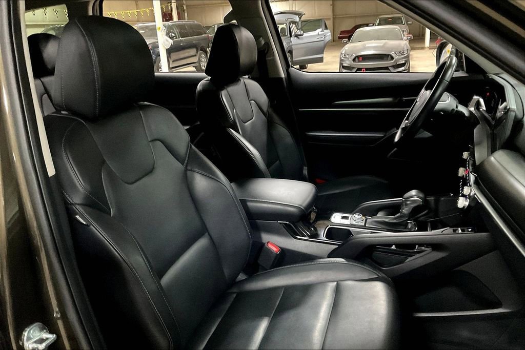Used 2025 Kia Telluride S AWD/4WD image 7