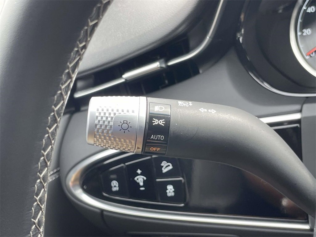 Certified 2025 Genesis GV70 2.5T image 19