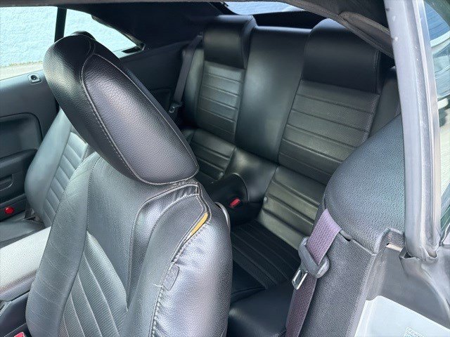 Used 2006 Ford Mustang GT Premium image 11