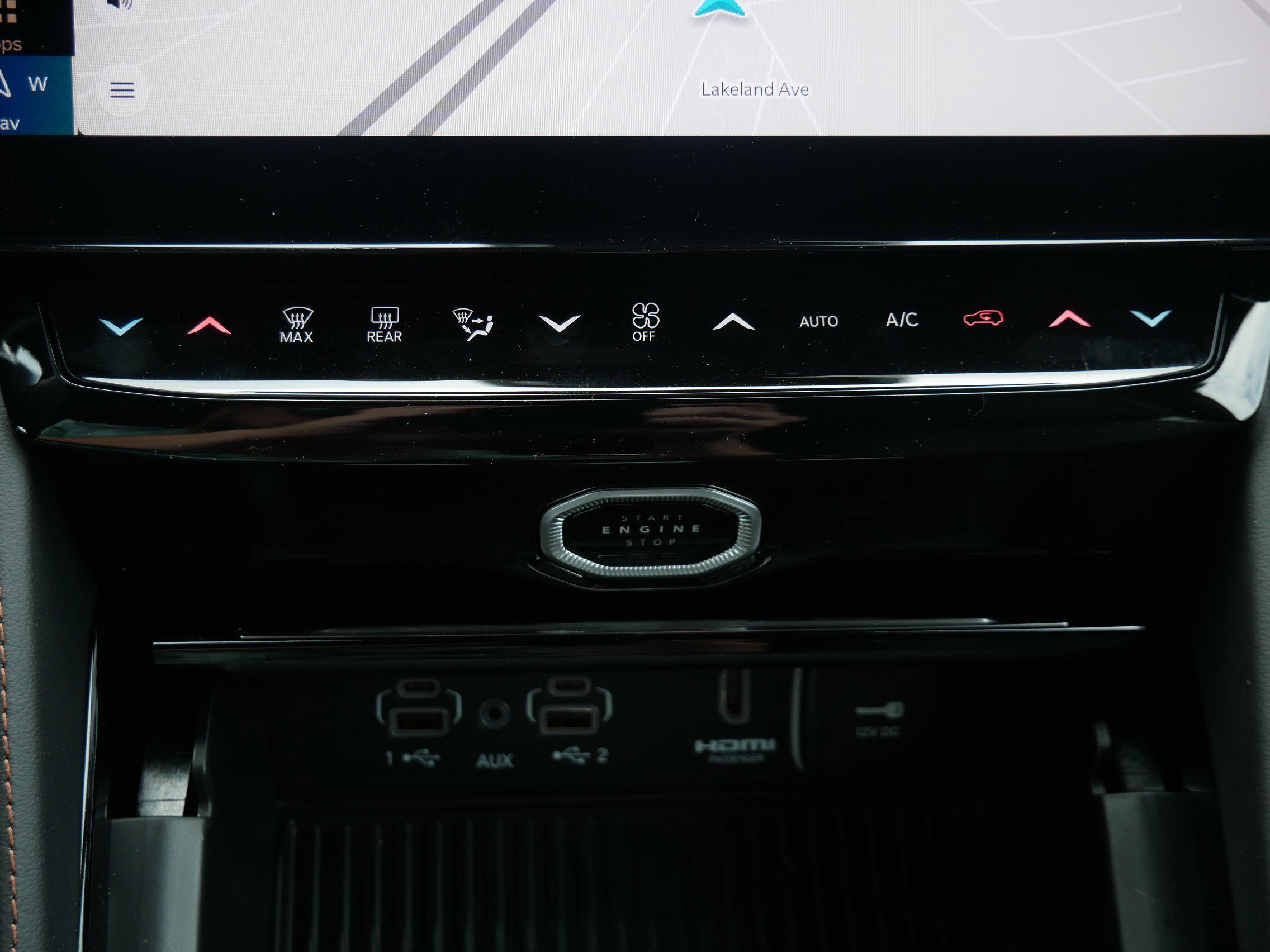 New 2026 Jeep Grand Cherokee Summit AWD/4WD image 18