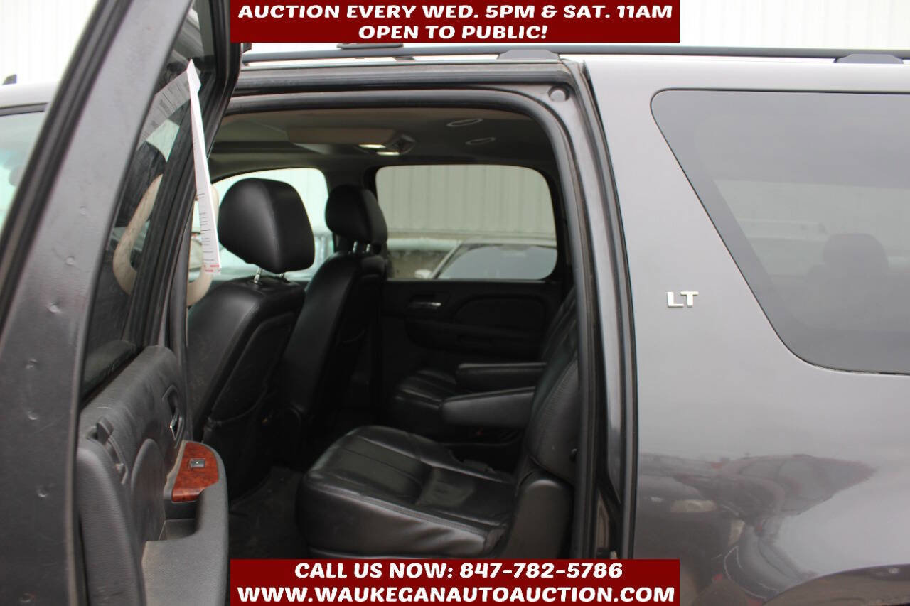 Used 2010 Chevrolet Suburban LT w/ Luxury Package image 7