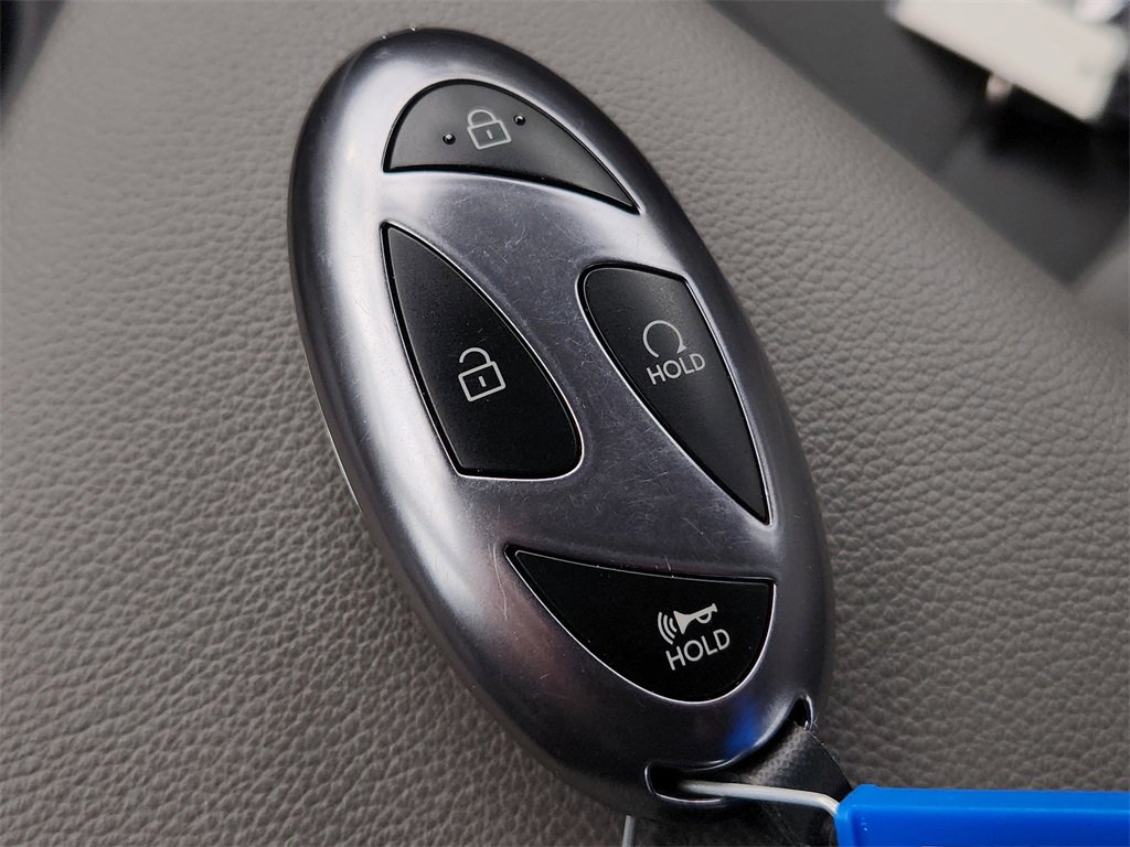 Used 2025 Hyundai Elantra Sport image 31