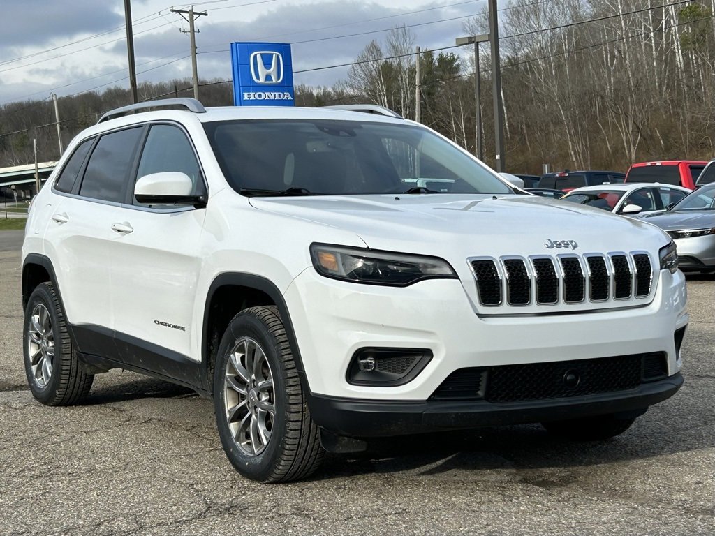 Used 2021 Jeep Cherokee Latitude Lux w/ Comfort/Convenience Group