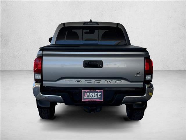 Used 2018 Toyota Tacoma SR5 RWD image 8