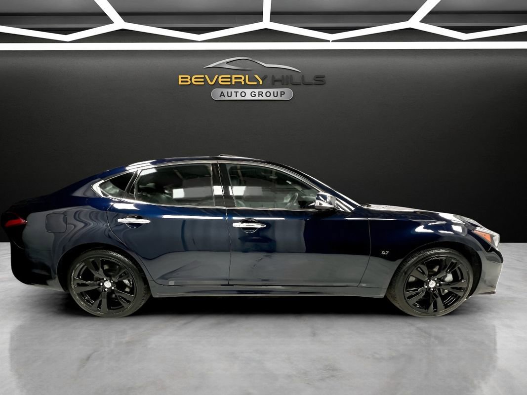 Used 2019 INFINITI Q70 Luxe AWD/4WD image 8