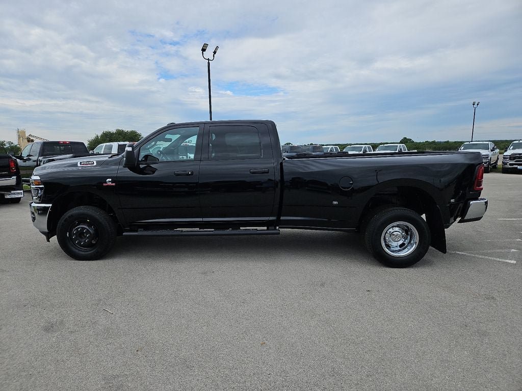 New 2026 RAM 3500 Tradesman AWD/4WD image 3