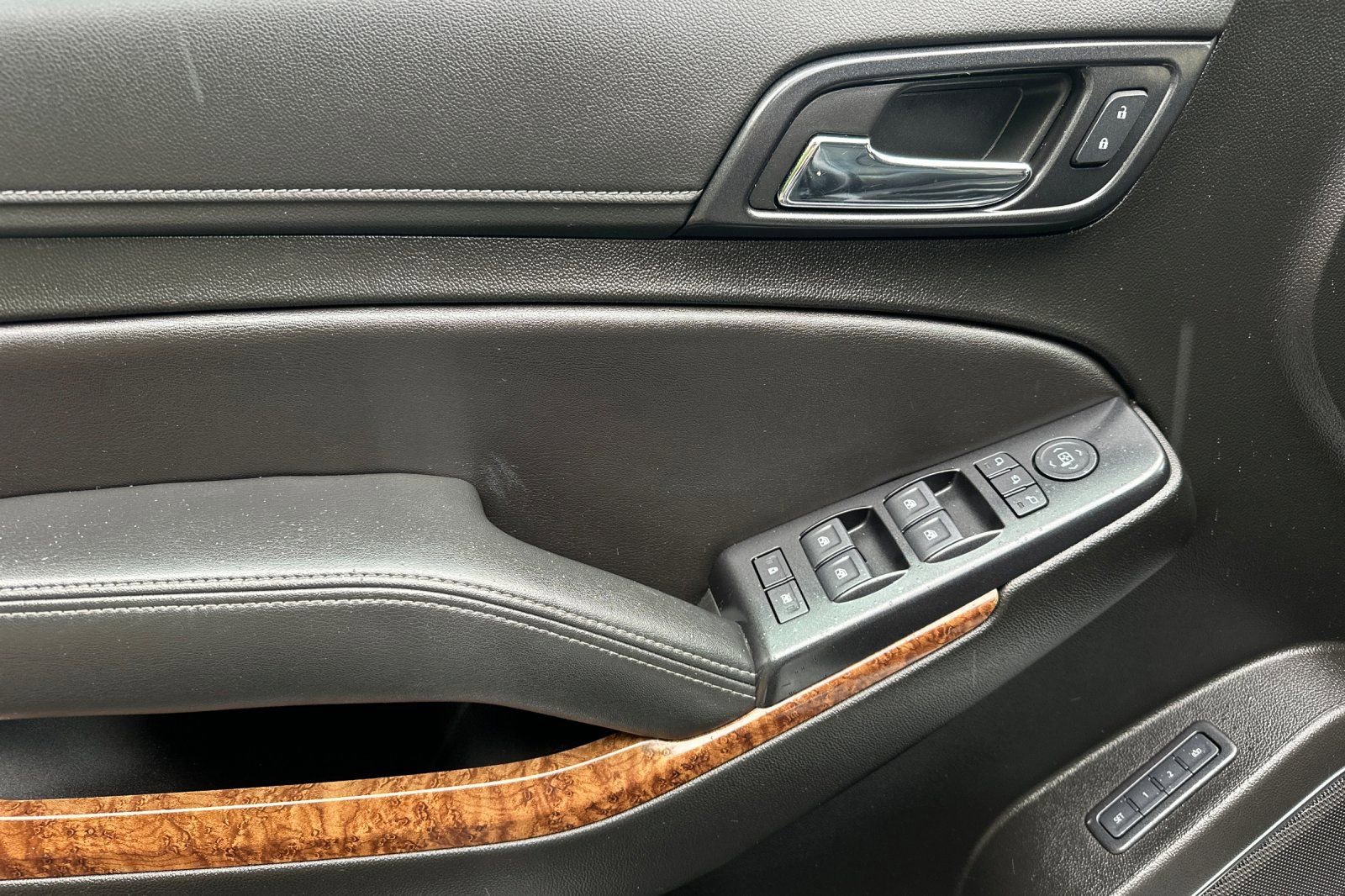 Used 2020 Chevrolet Tahoe Premier image 9