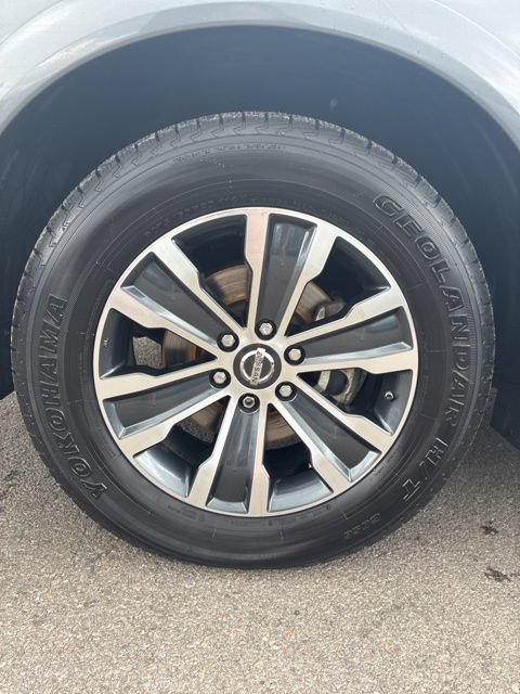 Used 2018 Nissan Armada SL w/ Premium Package AWD/4WD image 11