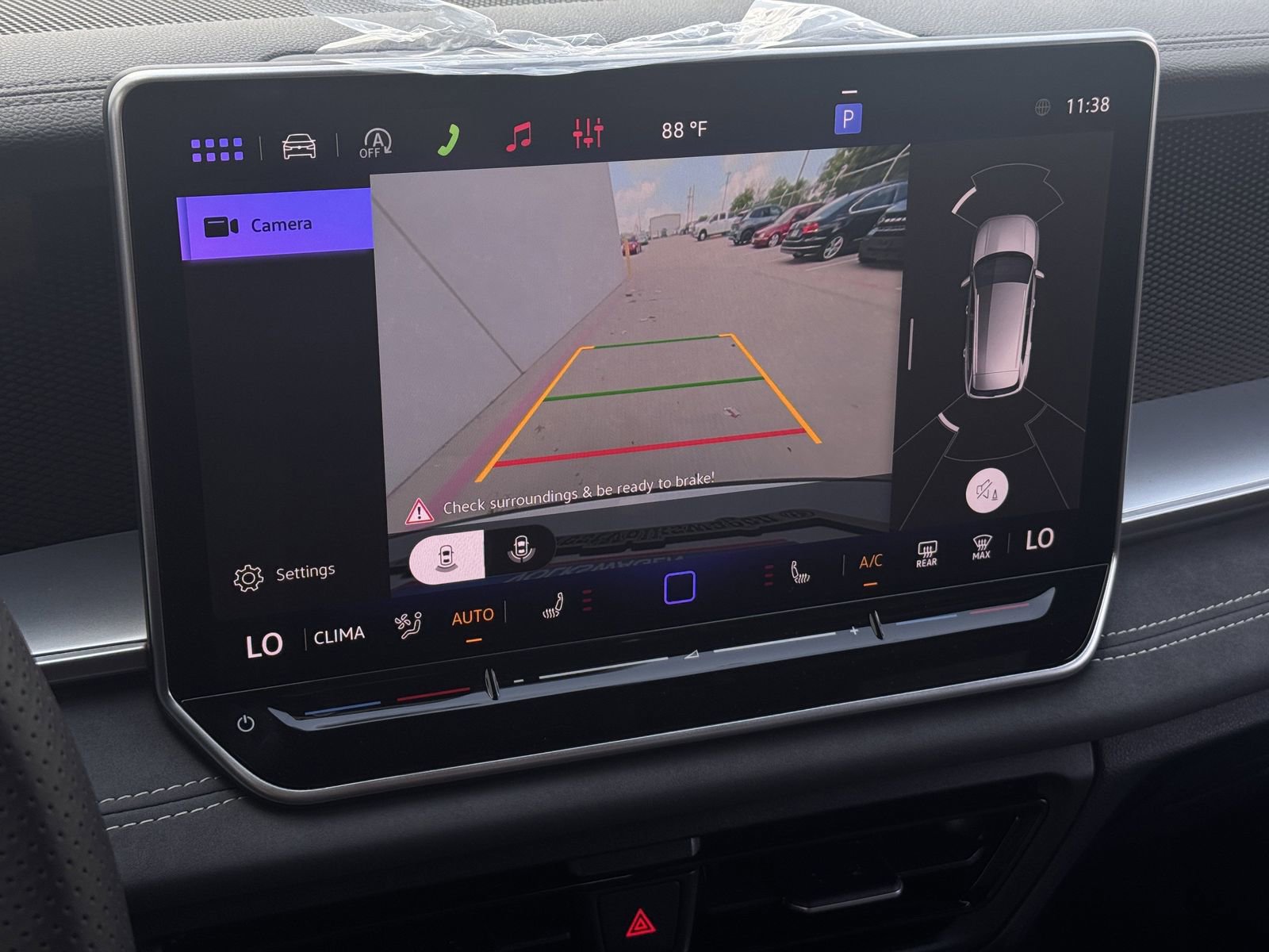 New 2026 Volkswagen Tiguan SE R-Line FWD image 20