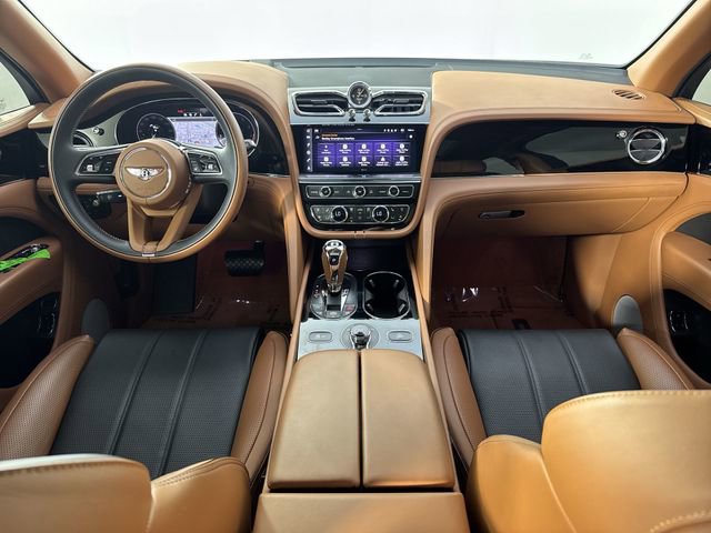 Used 2023 Bentley Bentayga Extended Wheelbase image 24