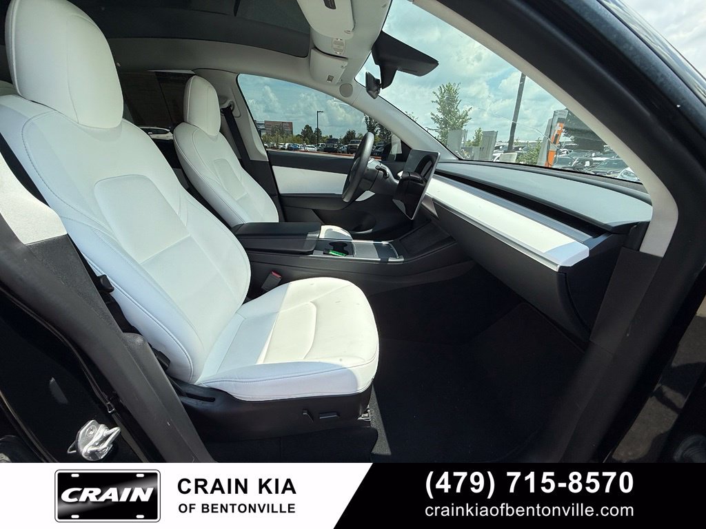Used 2022 Tesla Model Y Performance AWD/4WD image 29
