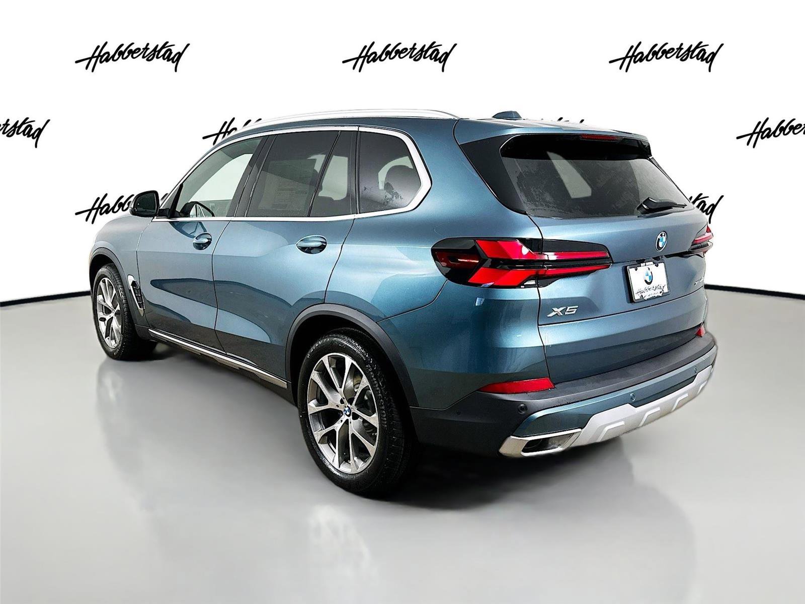 New 2026 BMW X5 xDrive40i w/ Climate Comfort Package image 7
